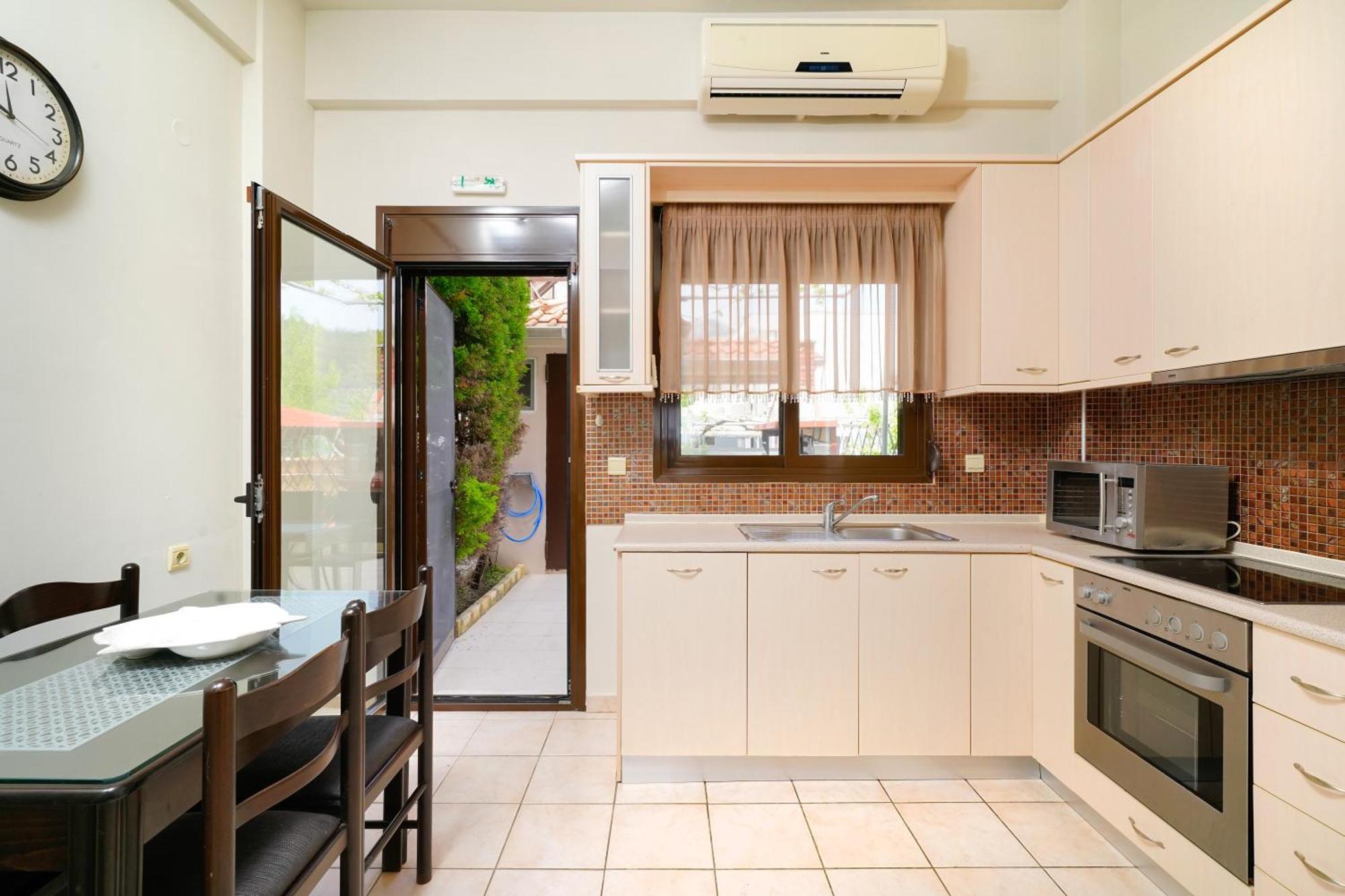 כריסי אמודיה Golden Sunrise Apartments מראה חיצוני תמונה